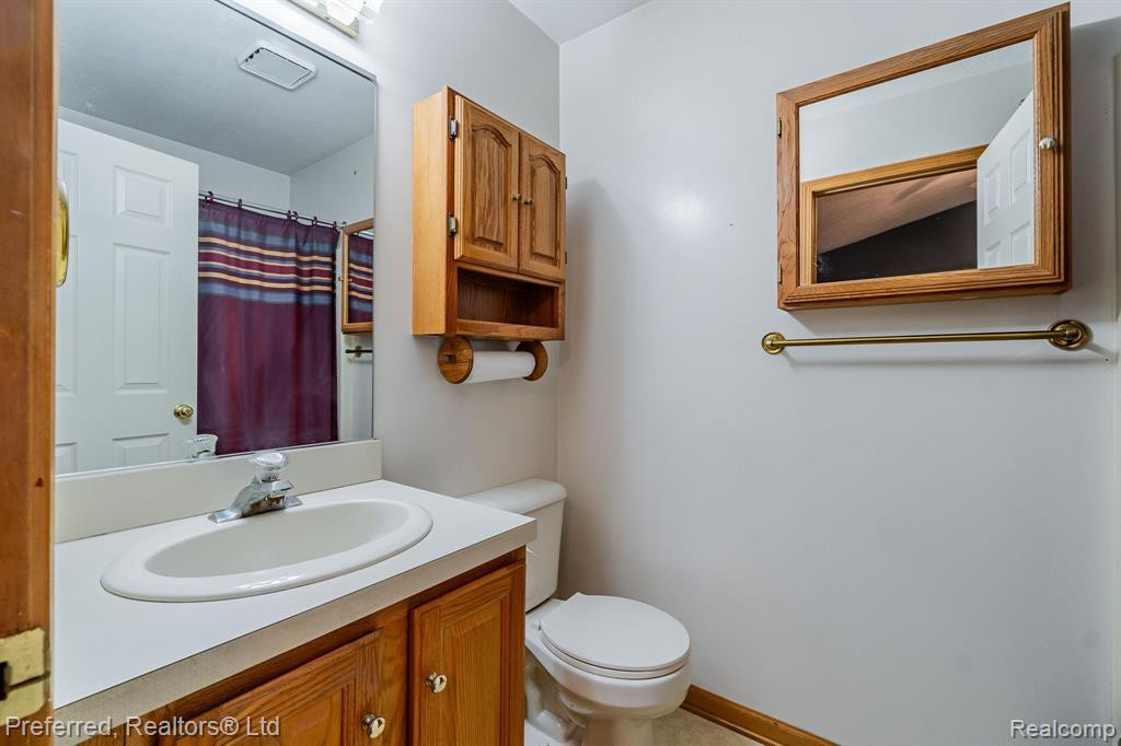 716 Wood Street, Stockbridge, MI 49285 — Photo 17