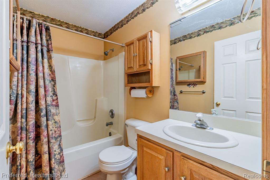 716 Wood Street, Stockbridge, MI 49285 — Photo 20