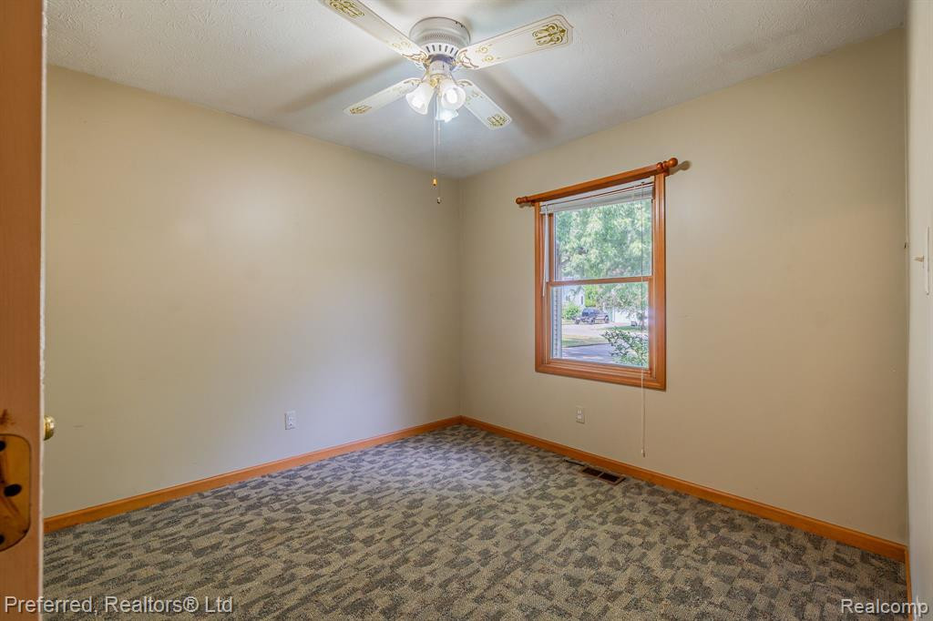 716 Wood Street, Stockbridge, MI 49285 — Photo 21