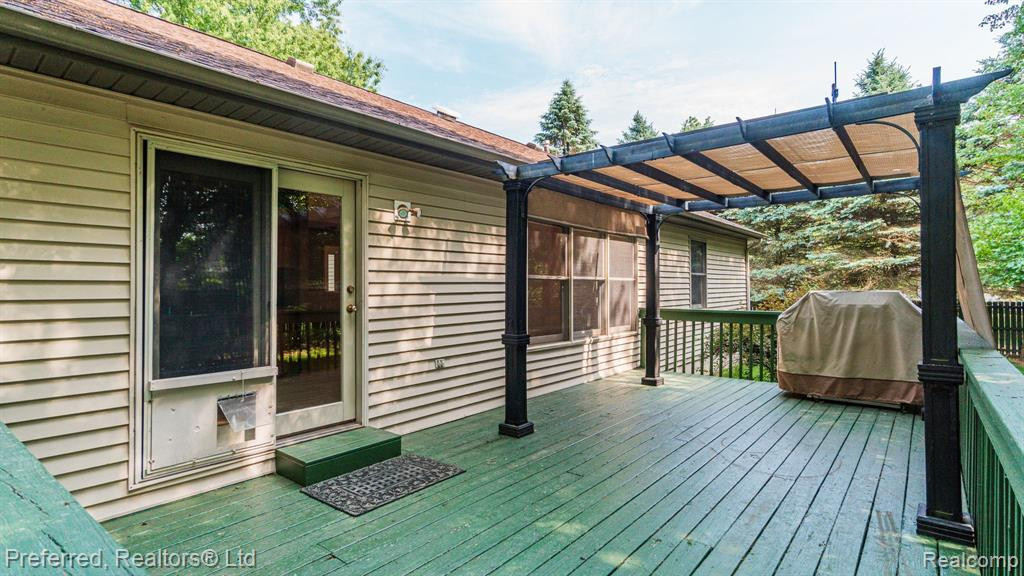 716 Wood Street, Stockbridge, MI 49285 — Photo 25