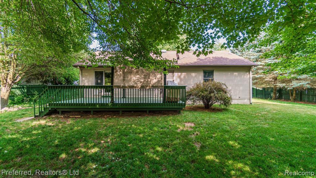 716 Wood Street, Stockbridge, MI 49285 — Photo 27