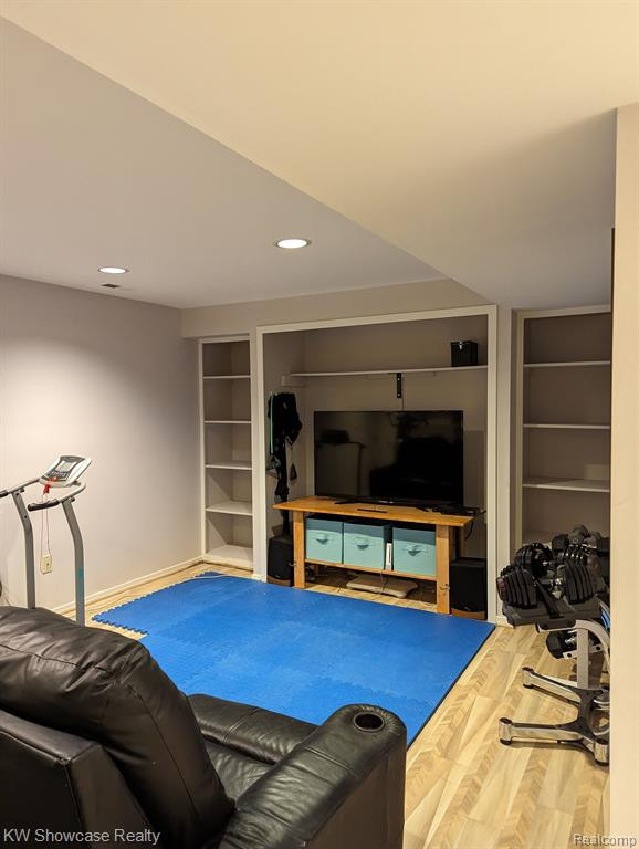 1706 S HILL Boulevard, Bloomfield Hills, MI 48304 — Photo 24