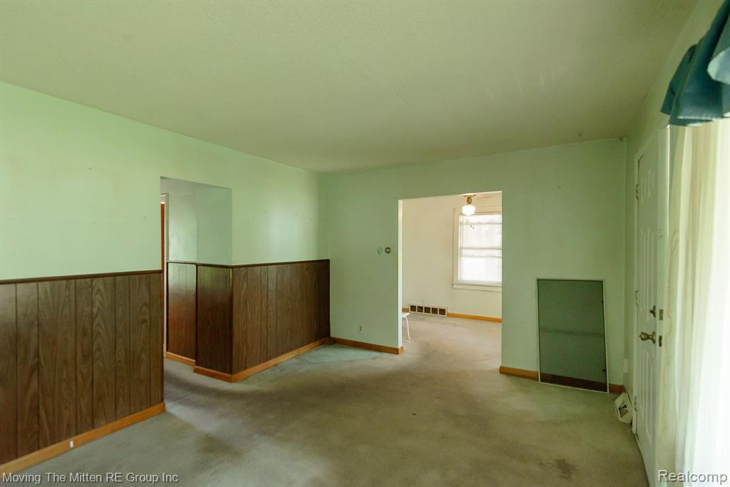 9818 WOODLAND, Ypsilanti, MI 48197 — Photo 4