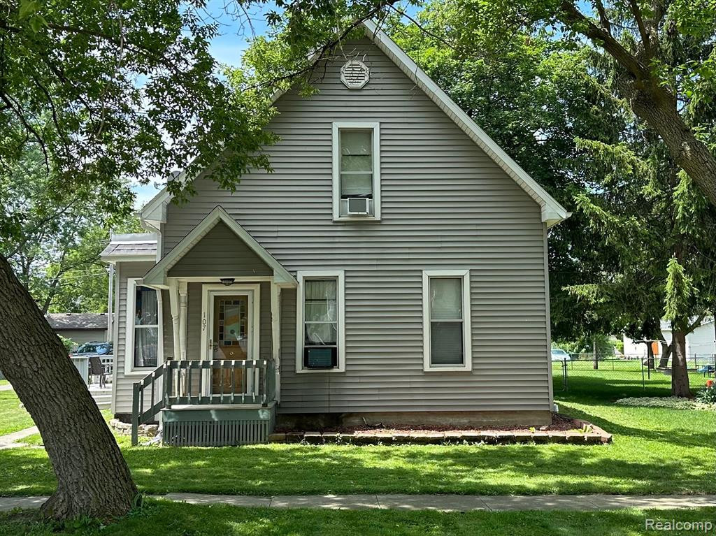 107 S NEEPER Street, Capac, MI 48014 — front exterior