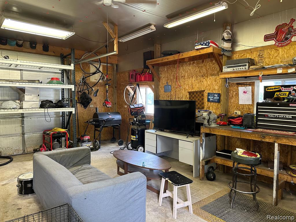 107 S NEEPER Street, Capac, MI 48014 — Photo 26