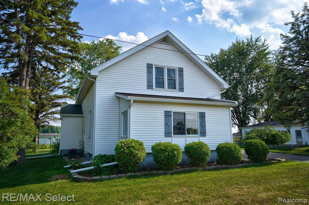 3847 PEET Road, New Lothrop, MI 48460 — Photo 5