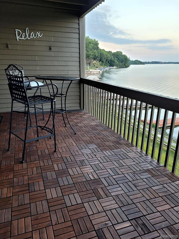 808 CLIFFS Drive, 103F, Ypsilanti, MI 48198 — Photo 8