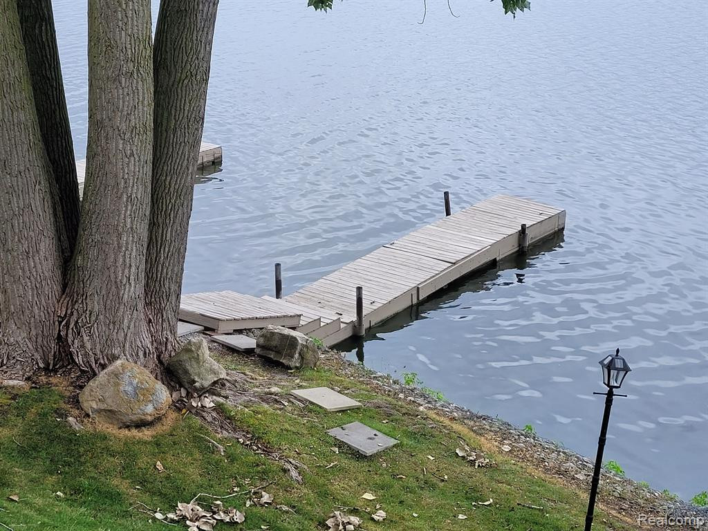808 CLIFFS Drive, 103F, Ypsilanti, MI 48198 — Photo 31