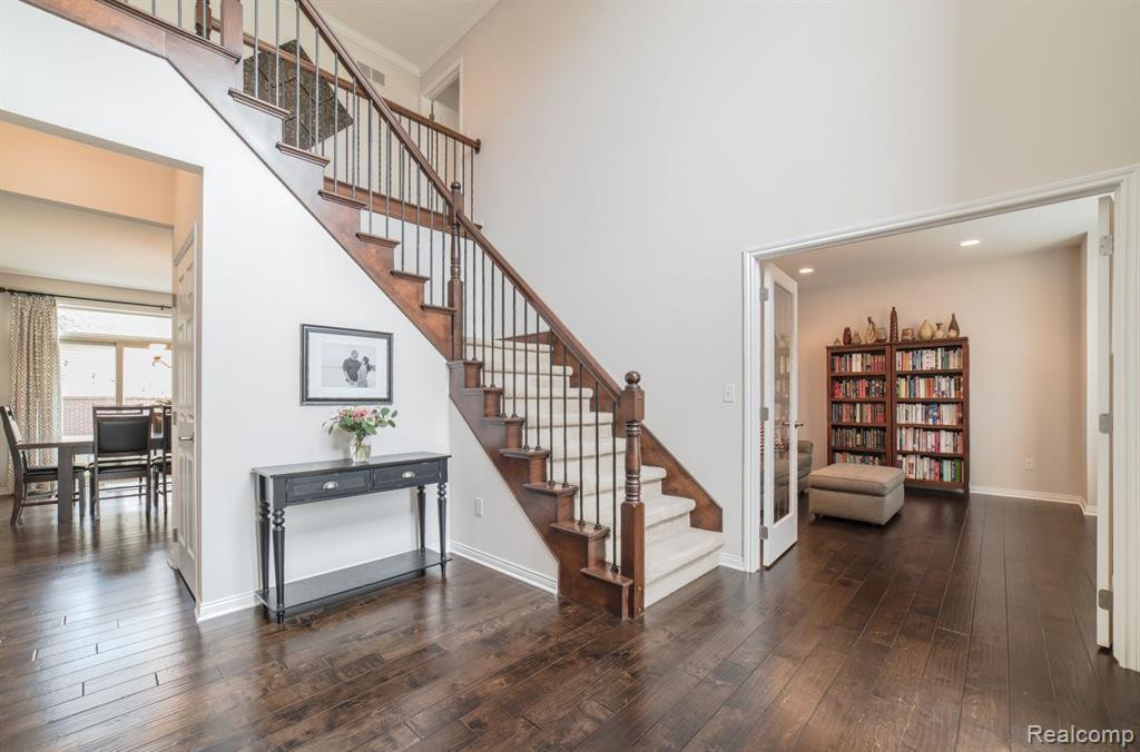 651 BAY POINTE Drive, Oxford, MI 48371 — Photo 3