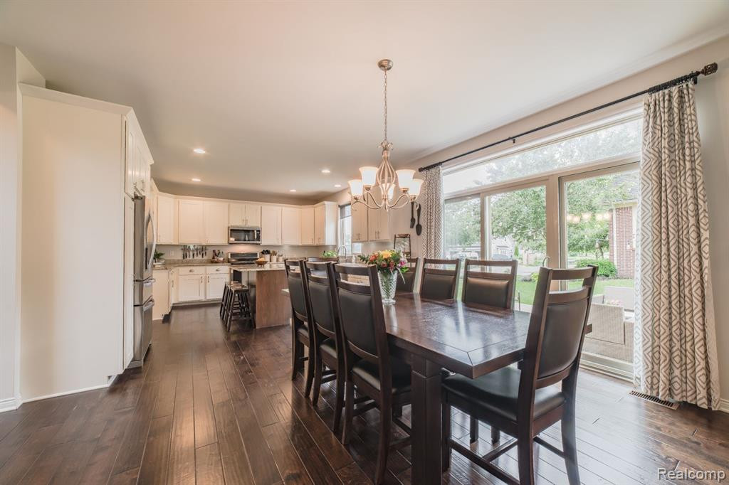 651 BAY POINTE Drive, Oxford, MI 48371 — Photo 11