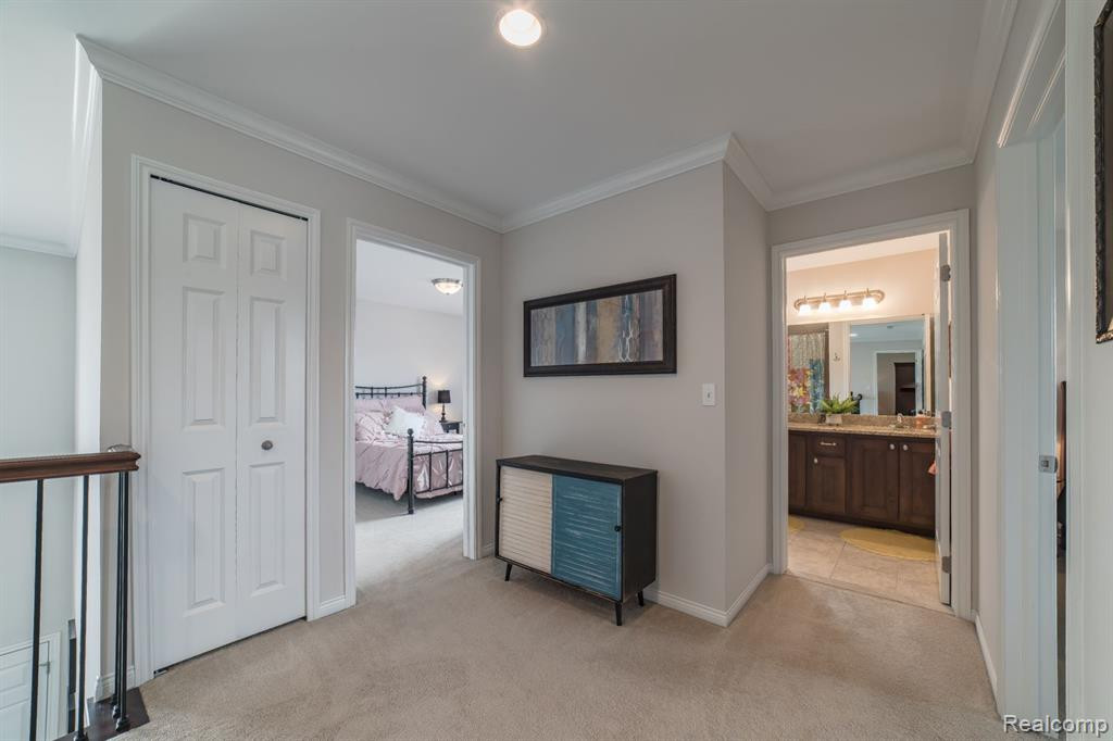 651 BAY POINTE Drive, Oxford, MI 48371 — Photo 18