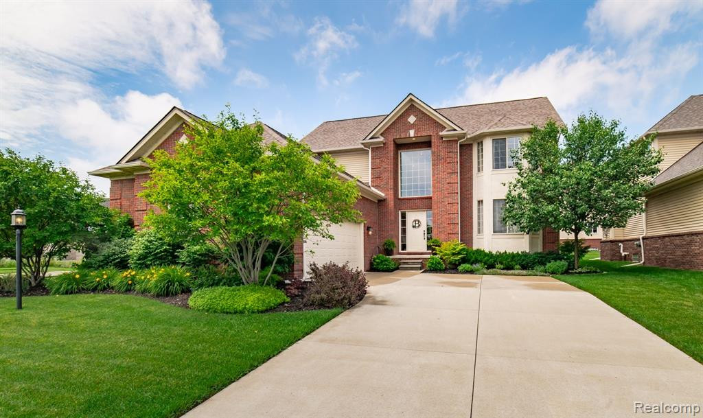 651 BAY POINTE Drive, Oxford, MI 48371 — Photo 34