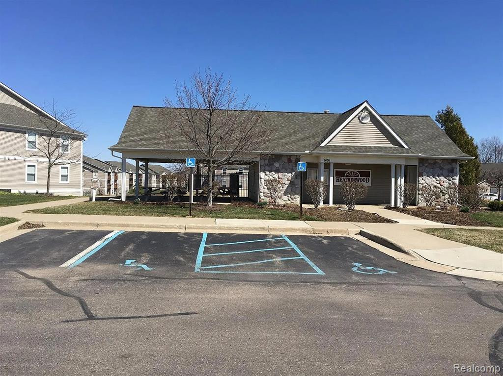 1353 MILLBROOK Trail, Ann Arbor, MI 48108 — Photo 13