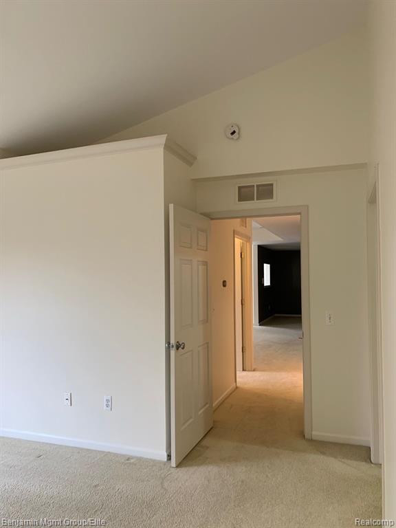 5595 TWIN OAKS Drive, Sterling Heights, MI 48314 — Photo 12