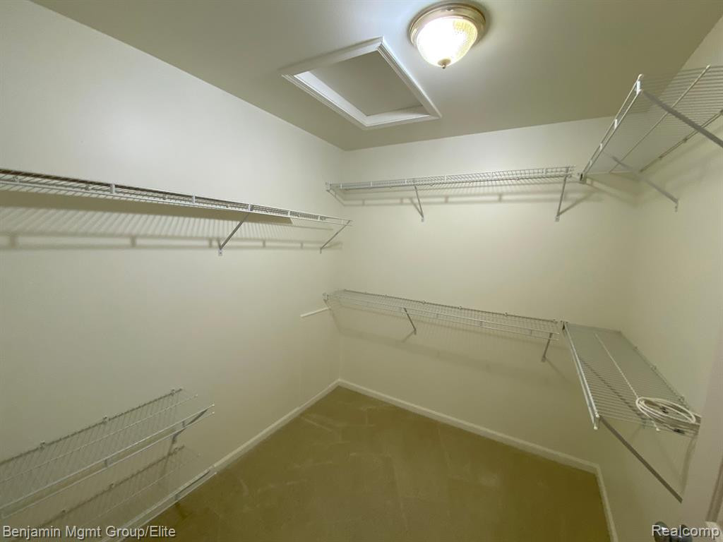 5595 TWIN OAKS Drive, Sterling Heights, MI 48314 — Photo 14