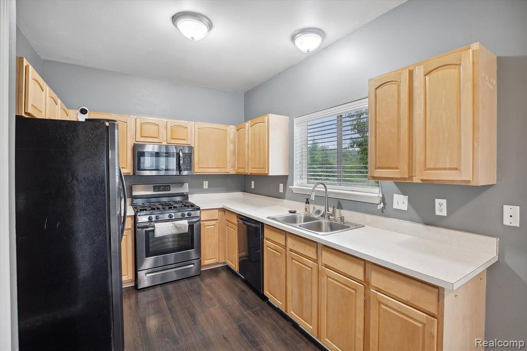 7364 HOMESTEAD Road, Ypsilanti, MI 48197 — Photo 10