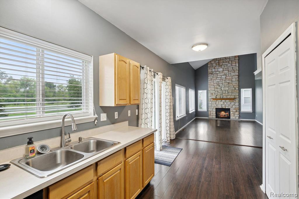7364 HOMESTEAD Road, Ypsilanti, MI 48197 — Photo 11