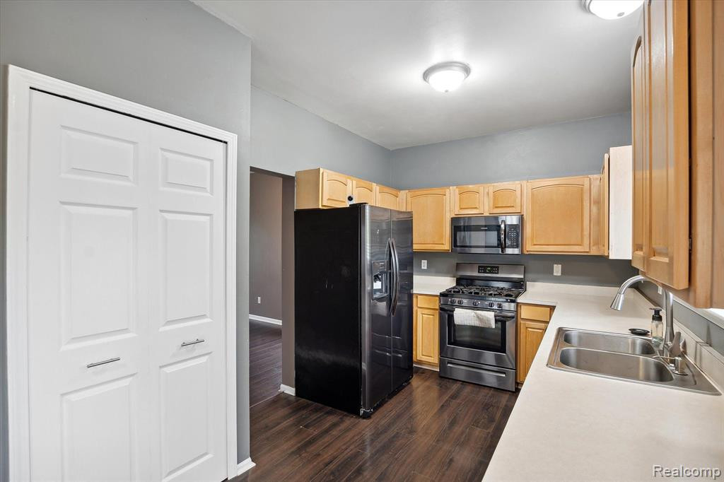 7364 HOMESTEAD Road, Ypsilanti, MI 48197 — Photo 14