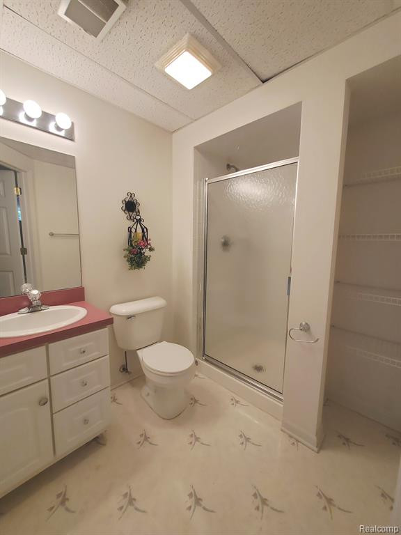 7299 Hawthorne Circle, Goodrich Vlg, MI — Photo 32