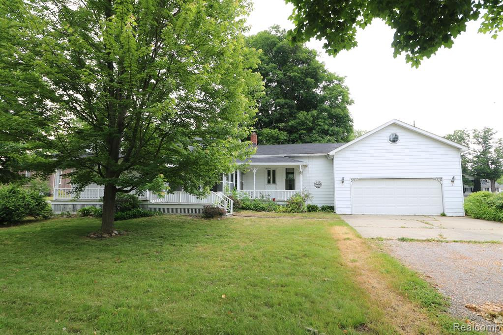 211 W MAIN Street, Otisville, MI 48463 — Photo 3