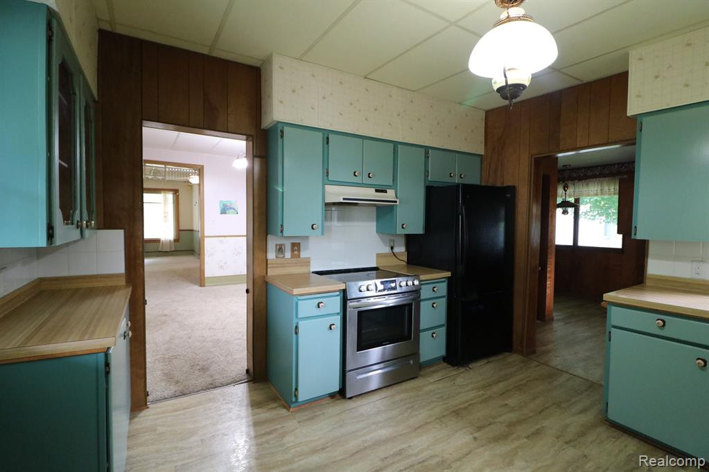 211 W MAIN Street, Otisville, MI 48463 — Photo 6