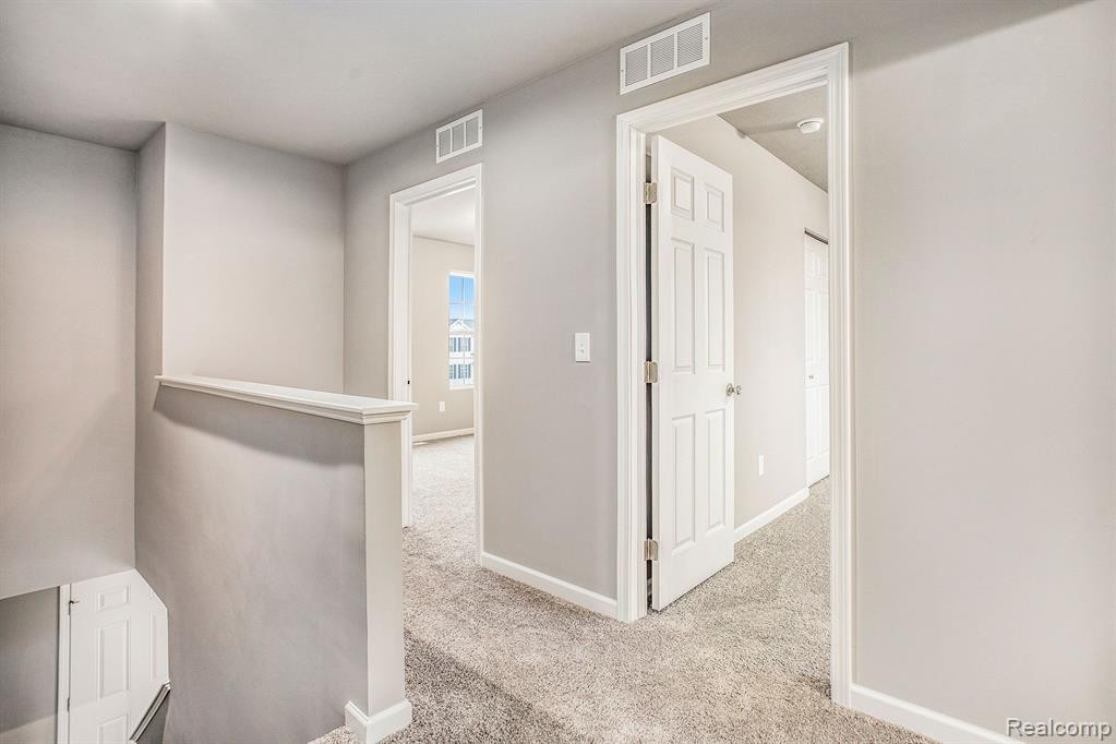 3075 IVY WOOD Circle, Howell, MI 48855 — Photo 12