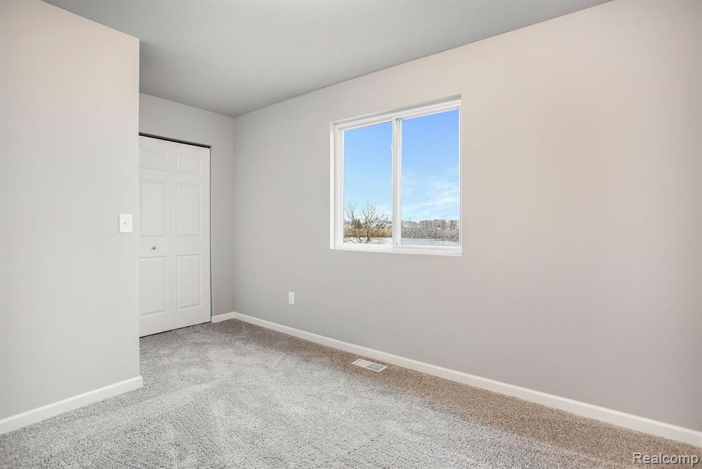 3075 IVY WOOD Circle, Howell, MI 48855 — Photo 18