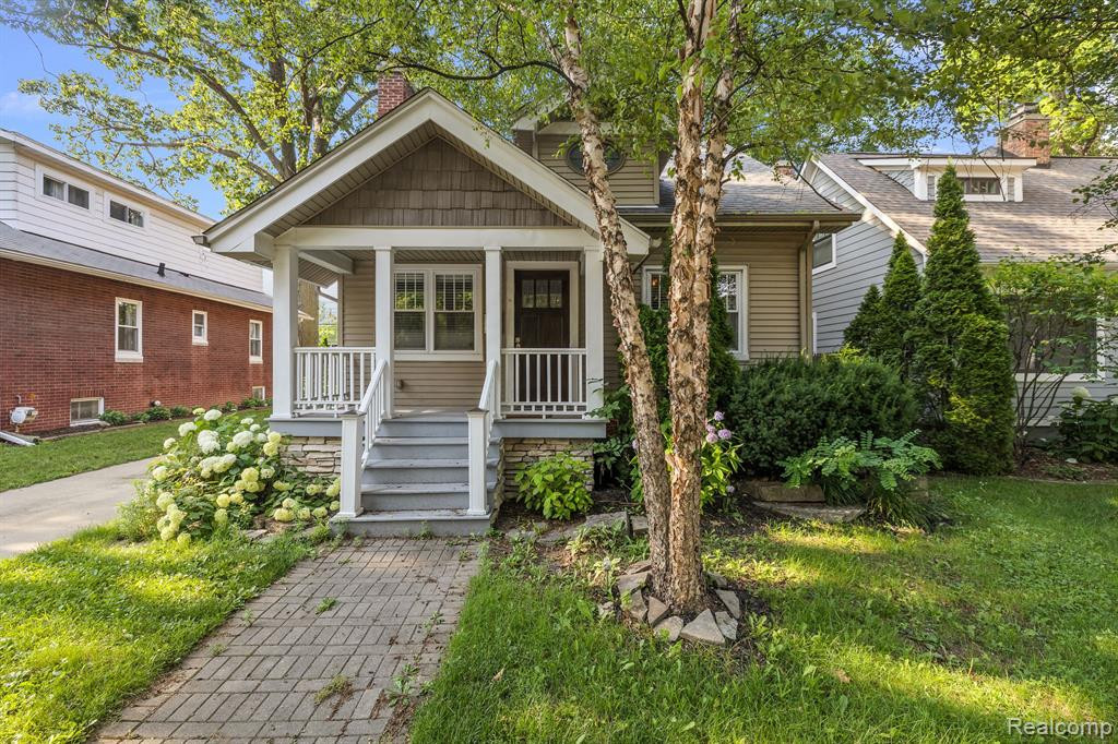 615 E 5TH Street, Royal Oak, MI 48067 — Photo 2