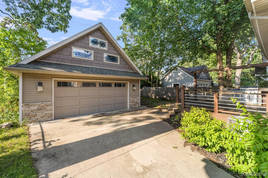 615 E 5TH Street, Royal Oak, MI 48067 — Photo 38