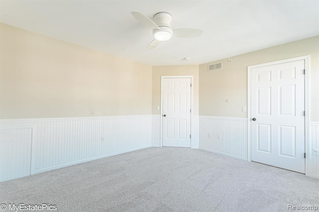 654 CHERRY ORCHARD Road, Canton, MI 48188 — Photo 28