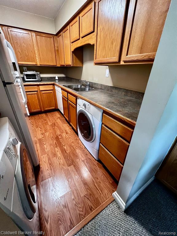 1840 COLONIAL VILLAGE Way, 1, Waterford, MI 48328 — Photo 10