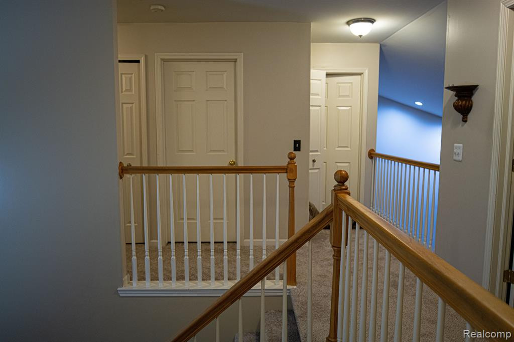 7178 COLCHESTER Lane, Ypsilanti, MI 48197 — Photo 17