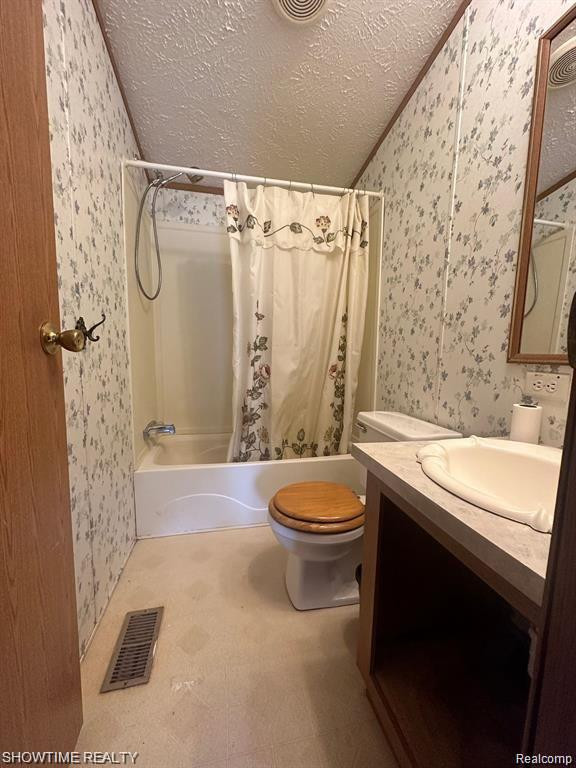 6875 ARMSTRONG Road, Imlay City, MI 48444 — Photo 14