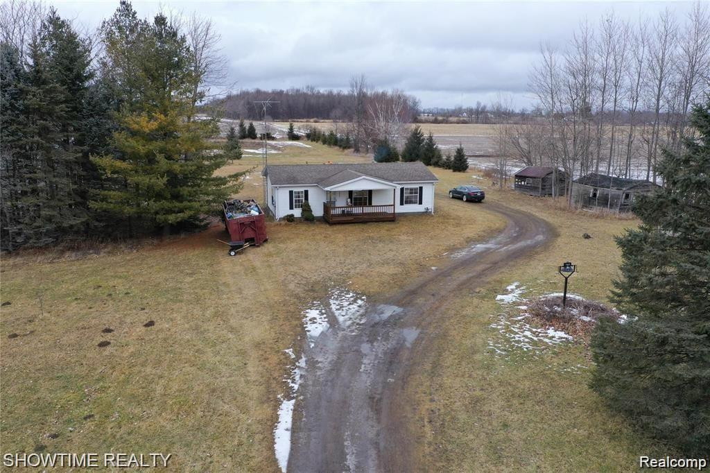 6875 ARMSTRONG Road, Imlay City, MI 48444 — Photo 21