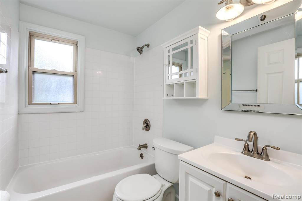 2651 PITTSFIELD Boulevard, Ann Arbor, MI 48104 — Photo 12