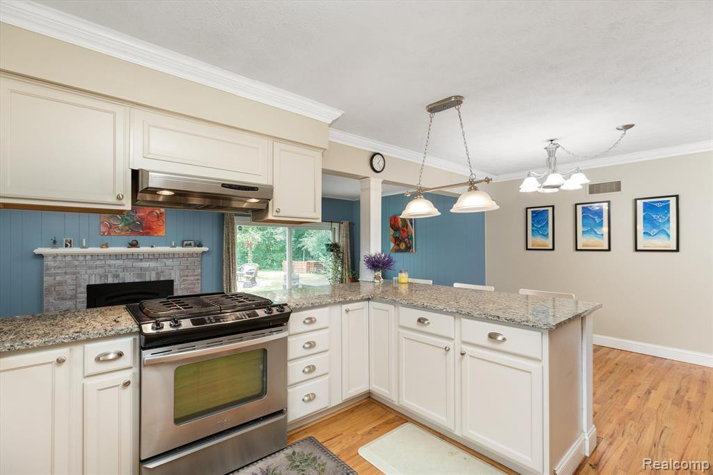 1351 N HURON RIVER Drive, Ypsilanti, MI 48197 — Photo 2