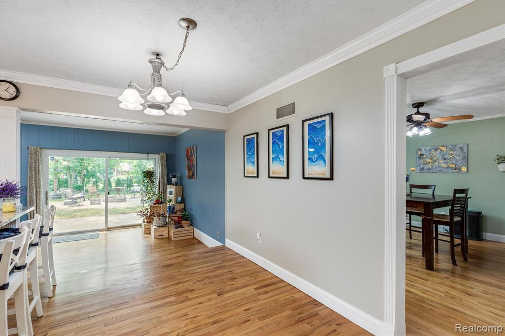 1351 N HURON RIVER Drive, Ypsilanti, MI 48197 — Photo 9