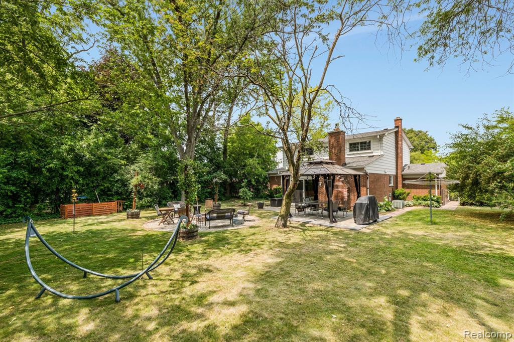 1351 N HURON RIVER Drive, Ypsilanti, MI 48197 — Photo 28