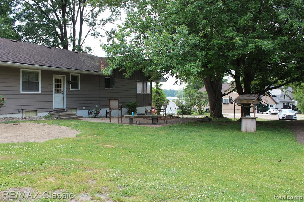 101 LAKEVIEW Drive, Whitmore Lake, MI 48189 — Photo 5