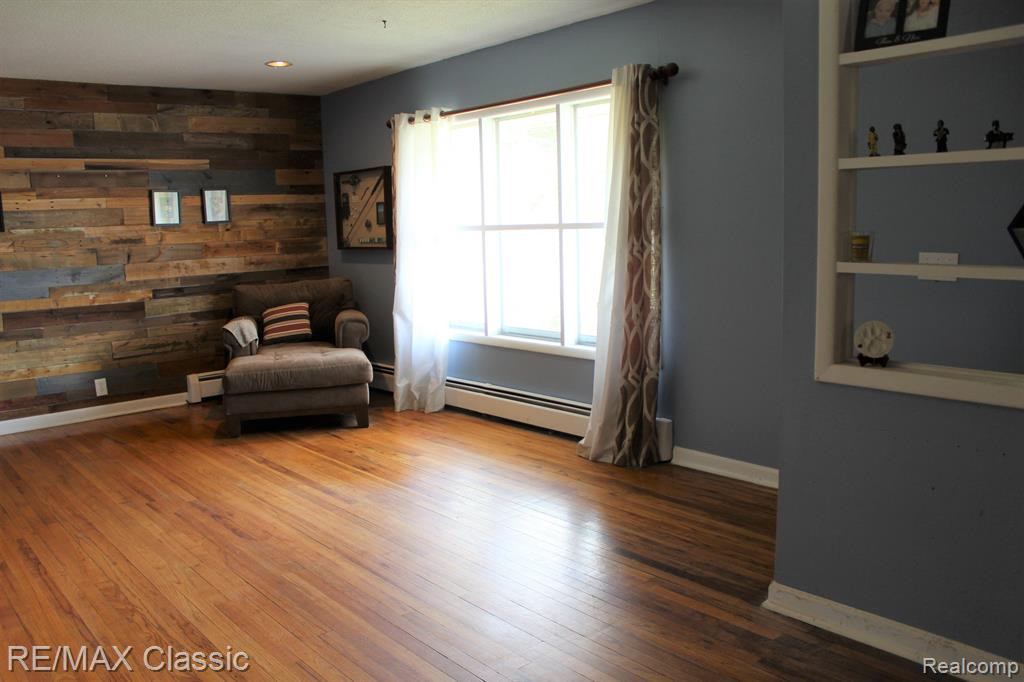 101 LAKEVIEW Drive, Whitmore Lake, MI 48189 — Photo 21