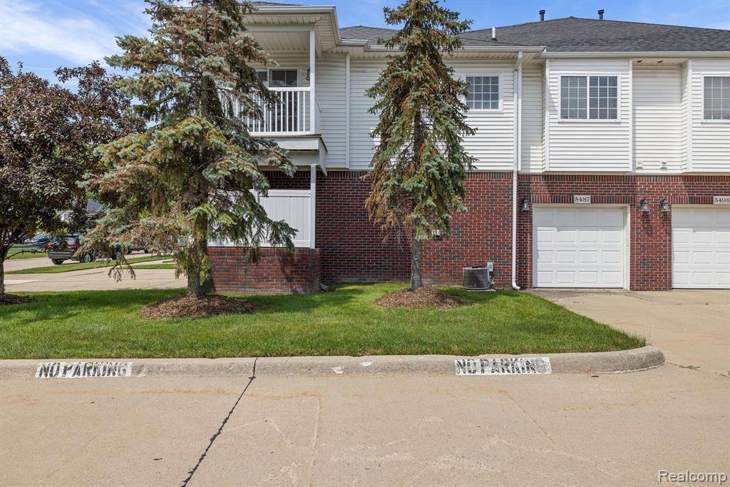 5475 Twin Oaks Drive, Sterling Heights, MI 48314 — Photo 7