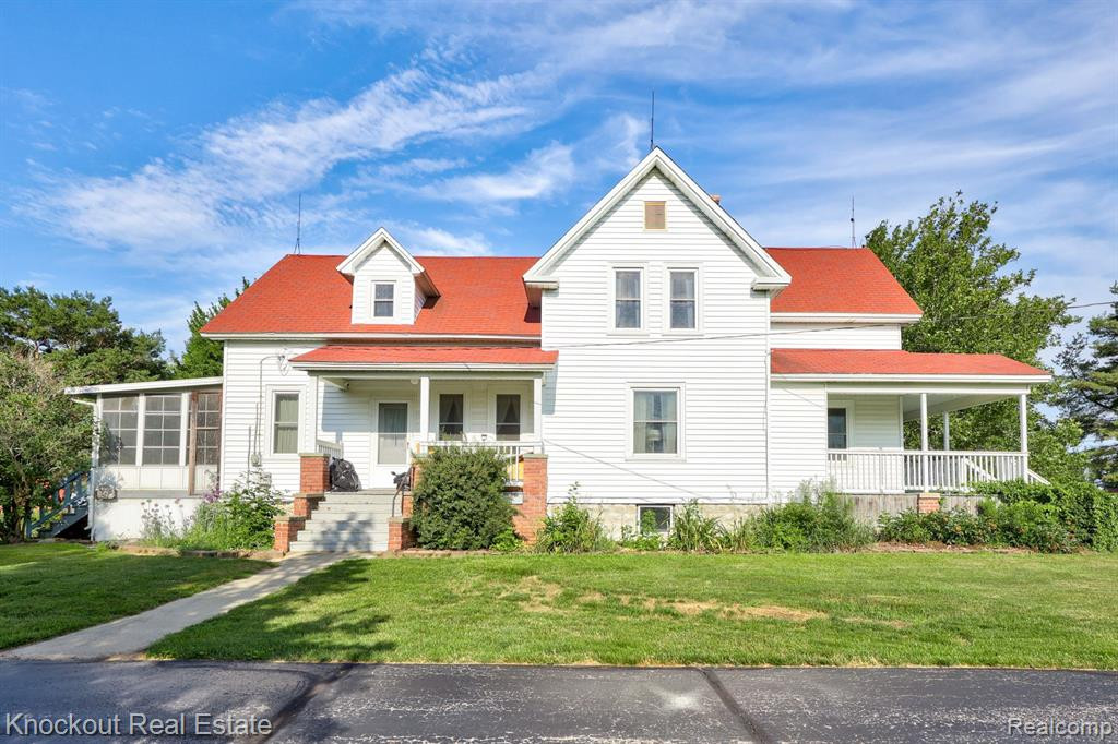 8030 E HOLLAND Road, Saginaw, MI 48601 — Photo 2