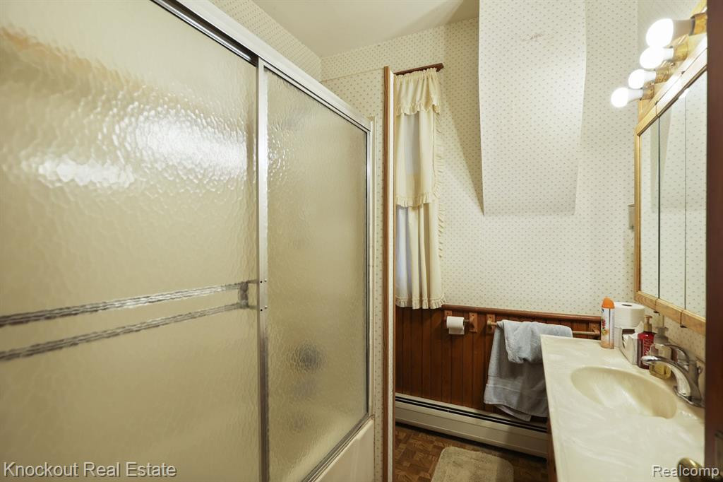 8030 E HOLLAND Road, Saginaw, MI 48601 — Photo 23