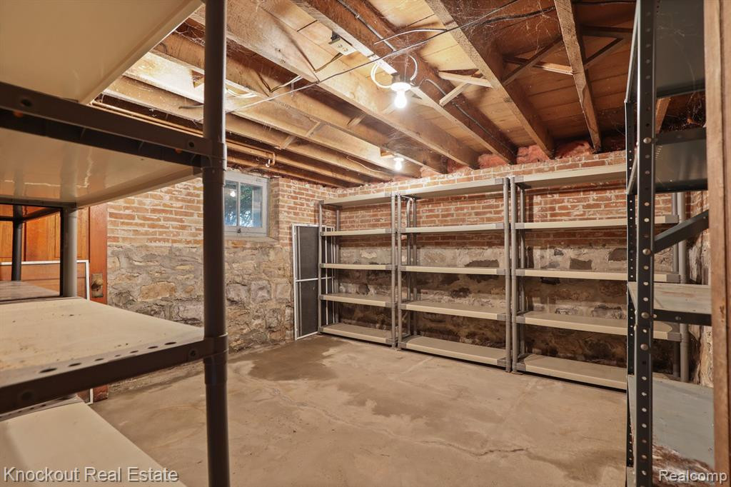 8030 E HOLLAND Road, Saginaw, MI 48601 — Photo 35