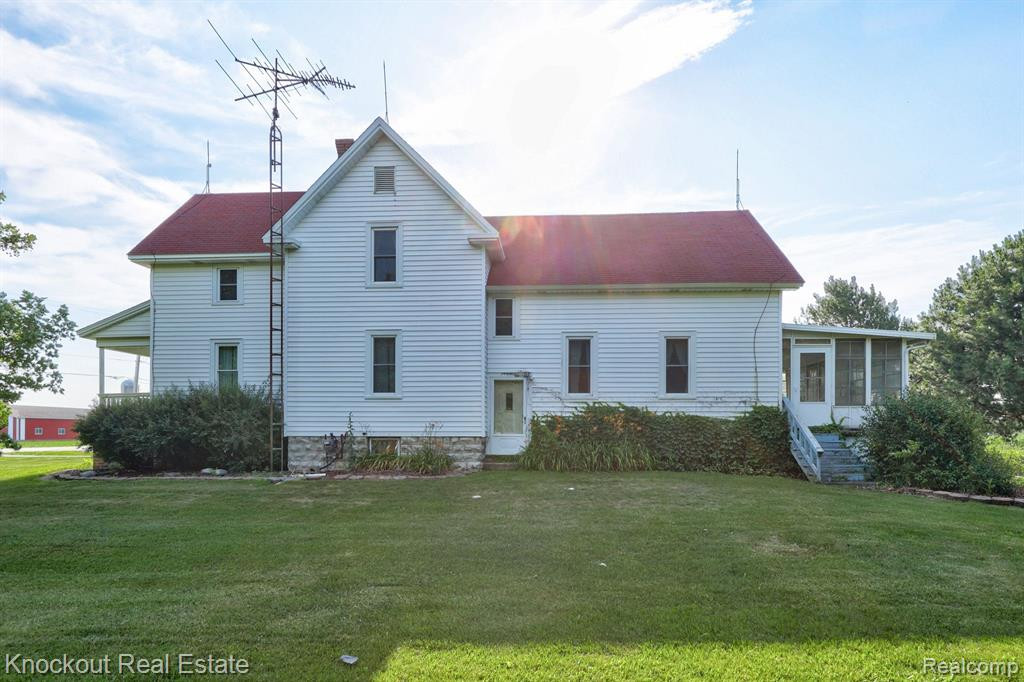 8030 E HOLLAND Road, Saginaw, MI 48601 — Photo 43