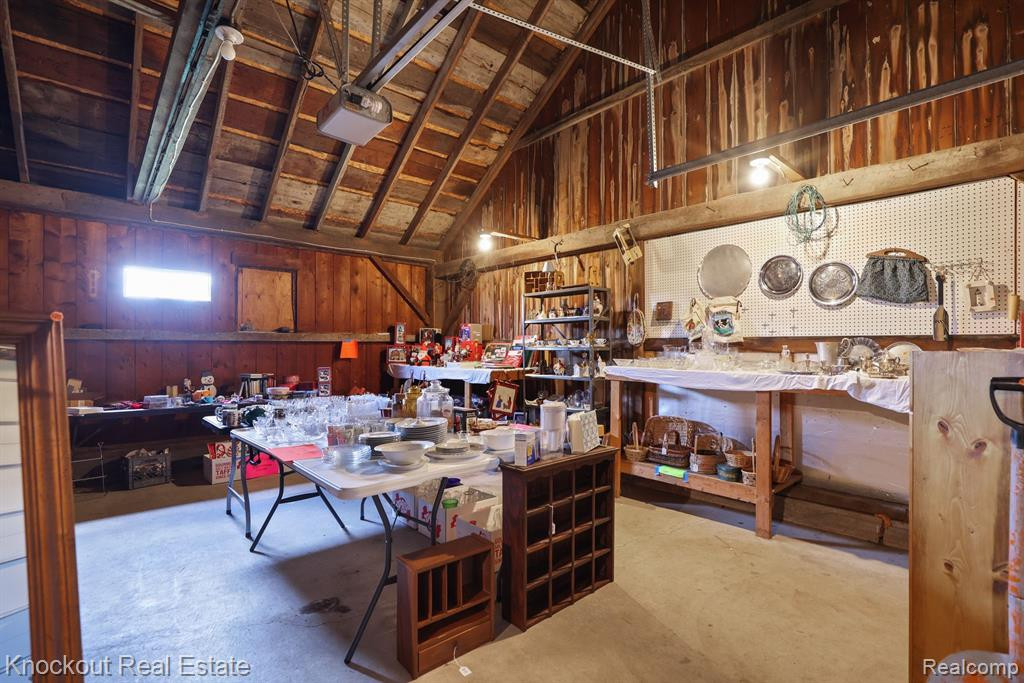 8030 E HOLLAND Road, Saginaw, MI 48601 — Photo 49