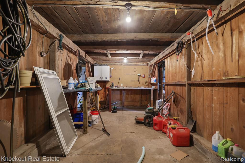 8030 E HOLLAND Road, Saginaw, MI 48601 — Photo 50