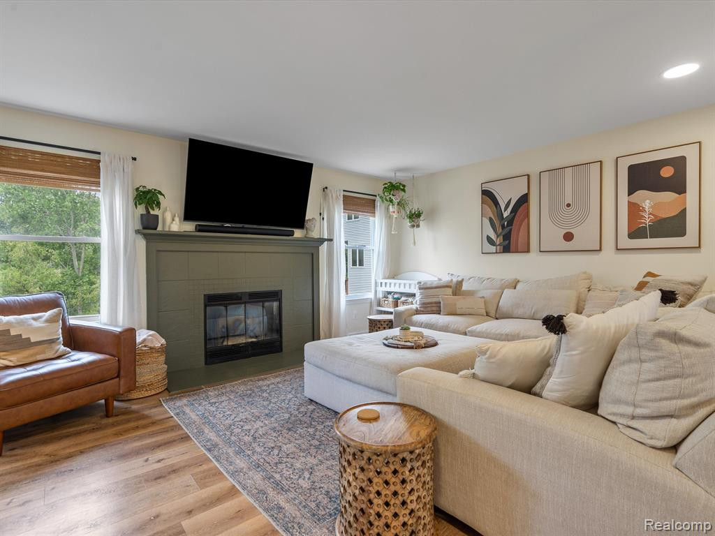 3746 ARCADIA Drive, Ann Arbor, MI 48108 — Photo 9