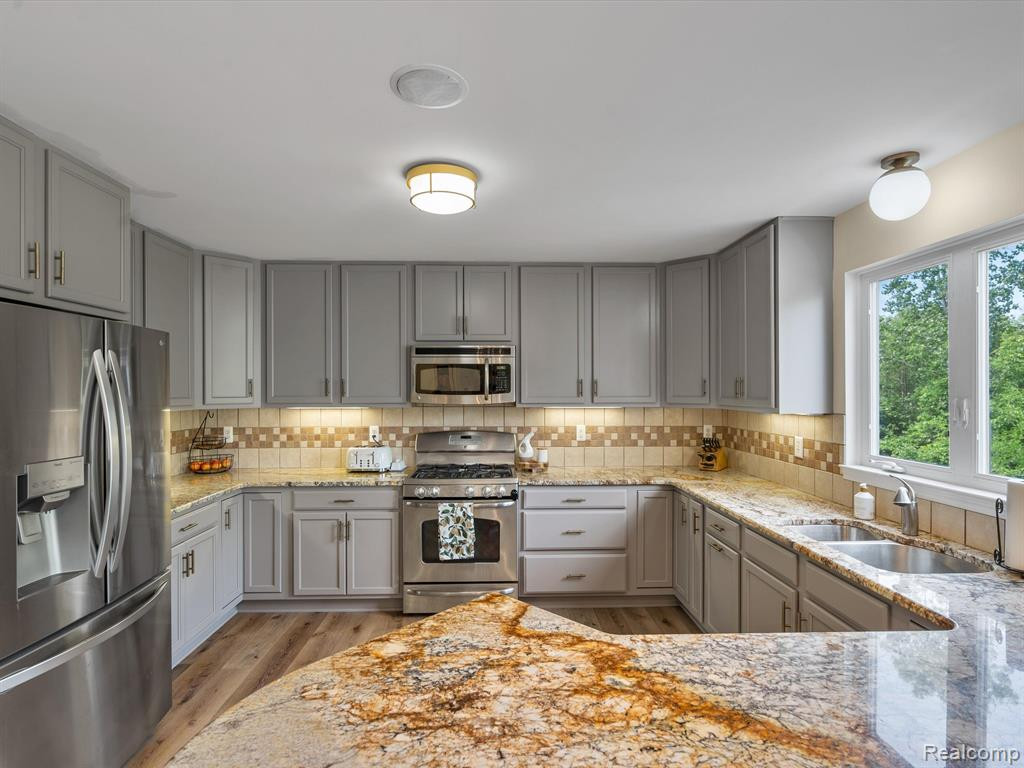 3746 ARCADIA Drive, Ann Arbor, MI 48108 — Photo 16