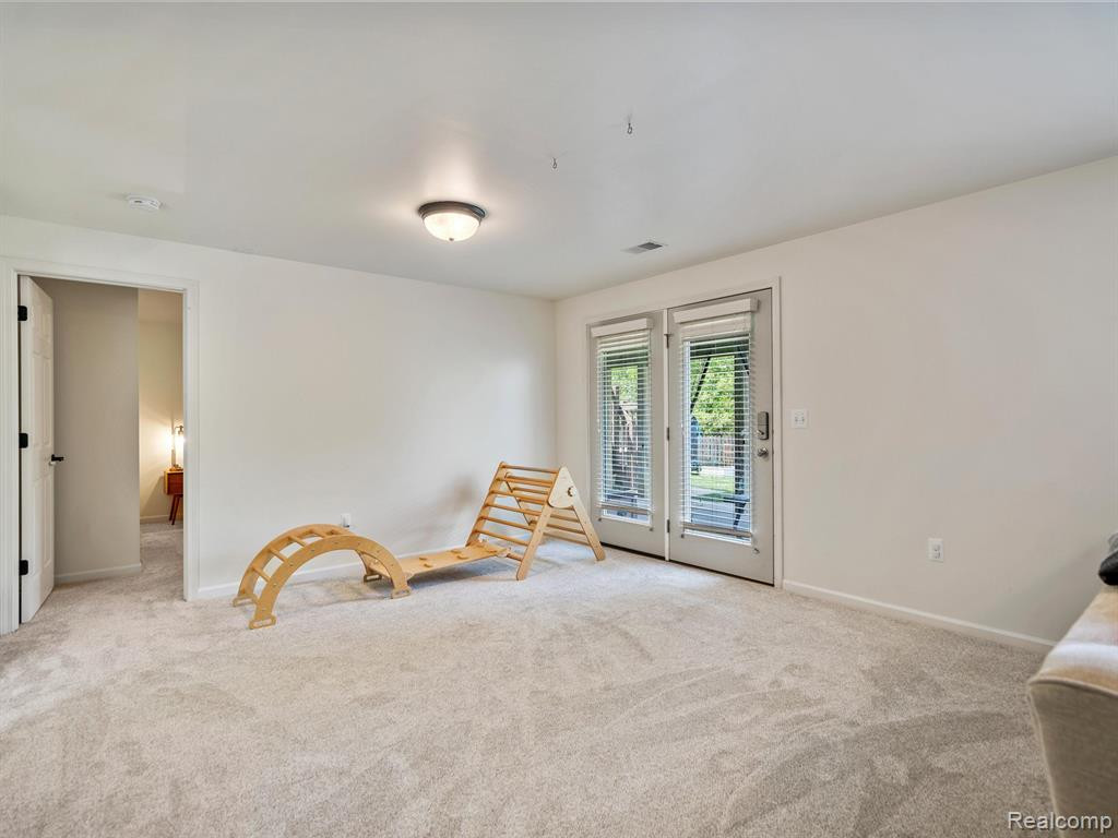 3746 ARCADIA Drive, Ann Arbor, MI 48108 — Photo 36